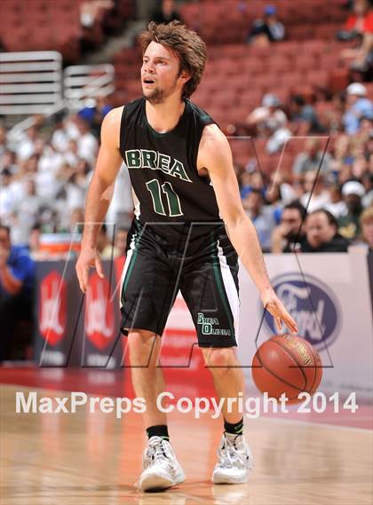 Thumbnail 2 in Santa Margarita vs. Brea Olinda (CIF SS 3AA Final) photogallery.