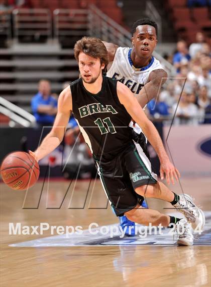 Thumbnail 2 in Santa Margarita vs. Brea Olinda (CIF SS 3AA Final) photogallery.