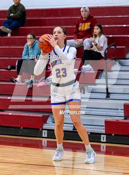 Thumbnail 3 in Robinson vs. St. Stephen's & St. Agnes (Cougar Holiday Classic) photogallery.