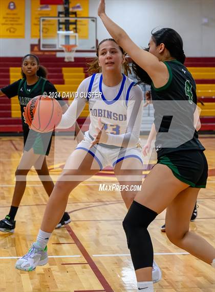 Thumbnail 2 in Robinson vs. St. Stephen's & St. Agnes (Cougar Holiday Classic) photogallery.