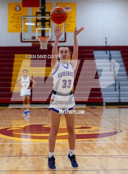 Thumbnail 2 in Robinson vs. St. Stephen's & St. Agnes (Cougar Holiday Classic) photogallery.