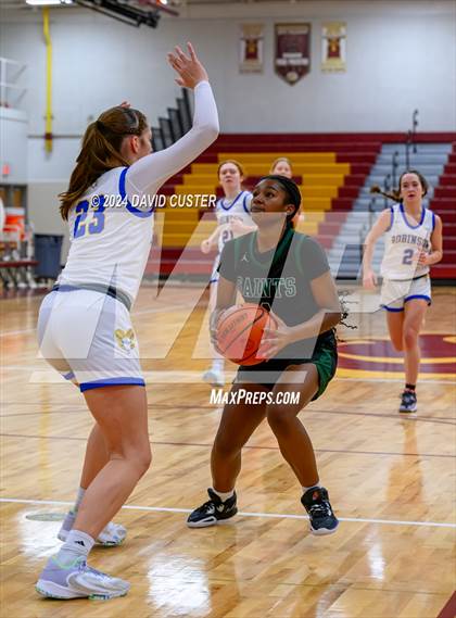 Thumbnail 3 in Robinson vs. St. Stephen's & St. Agnes (Cougar Holiday Classic) photogallery.