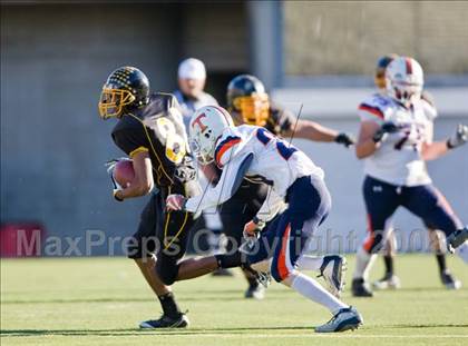 Thumbnail 2 in Cottonwood vs. Timpview (Utah 4A State Final) photogallery.