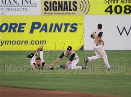 Thumbnail 1 in Archbishop Mitty vs. Junipero Serra (CIF CCS D1 Final) photogallery.