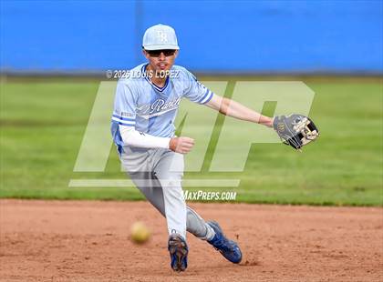 Thumbnail 2 in El Rancho @ Charter Oak photogallery.