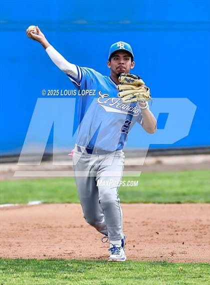 Thumbnail 1 in El Rancho @ Charter Oak photogallery.