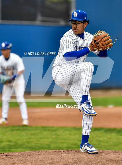 Thumbnail 1 in El Rancho @ Charter Oak photogallery.