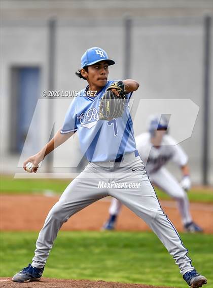 Thumbnail 1 in El Rancho @ Charter Oak photogallery.