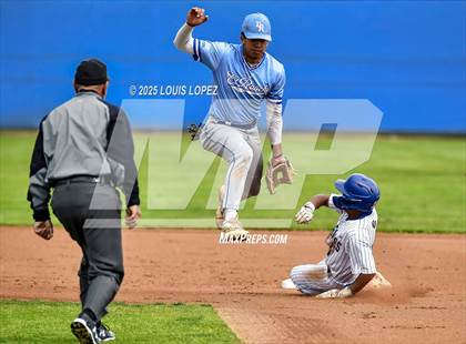 Thumbnail 1 in El Rancho @ Charter Oak photogallery.