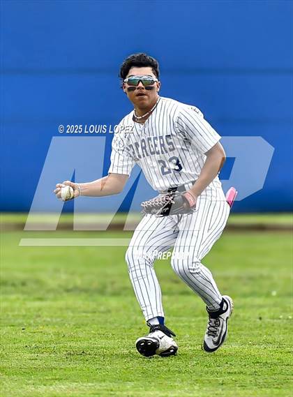 Thumbnail 1 in El Rancho @ Charter Oak photogallery.