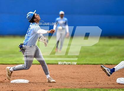 Thumbnail 1 in El Rancho @ Charter Oak photogallery.