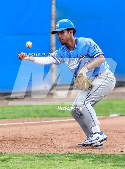 Thumbnail 3 in El Rancho @ Charter Oak photogallery.