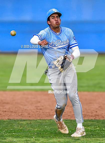 Thumbnail 2 in El Rancho @ Charter Oak photogallery.