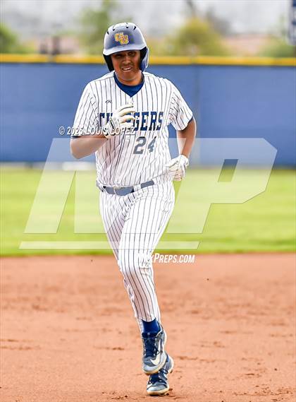 Thumbnail 1 in El Rancho @ Charter Oak photogallery.
