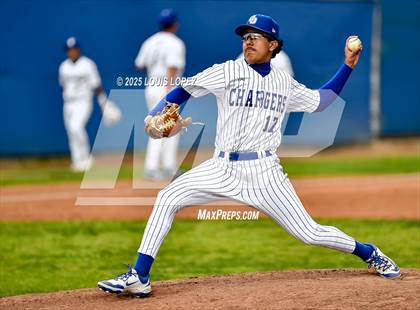 Thumbnail 1 in El Rancho @ Charter Oak photogallery.
