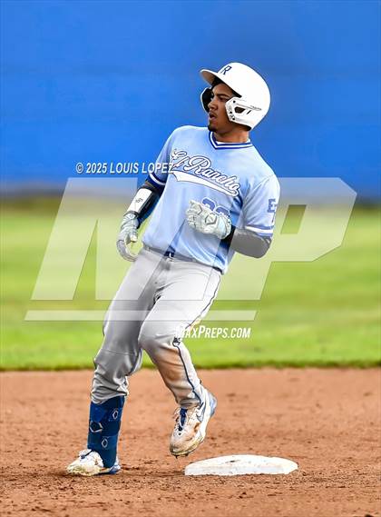 Thumbnail 3 in El Rancho @ Charter Oak photogallery.
