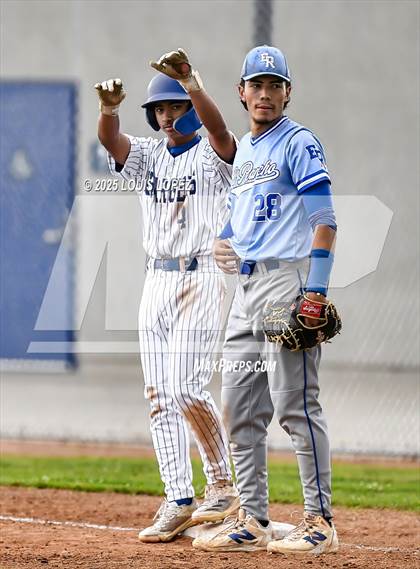 Thumbnail 1 in El Rancho @ Charter Oak photogallery.