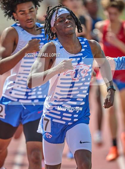 Thumbnail 3 in Panther Relays (800M) photogallery.