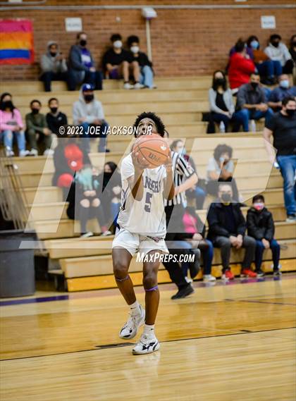 Thumbnail 2 in Rincon/University vs Desert View photogallery.