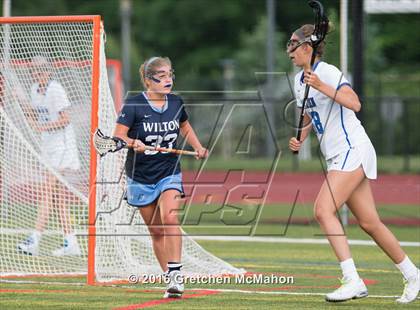 Thumbnail 2 in Wilton vs. Darien (CIAC Class L Semifinal) photogallery.