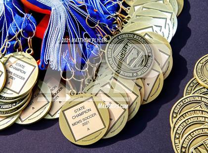 Thumbnail 2 in Christ the King vs. Voyager  (NCHSAA 1A Final Awards) photogallery.