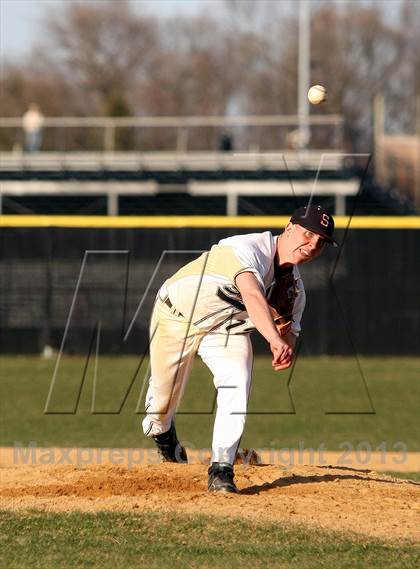 Thumbnail 1 in Lindenhurst @ Sachem North photogallery.