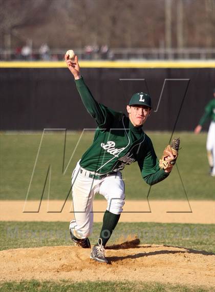 Thumbnail 2 in Lindenhurst @ Sachem North photogallery.