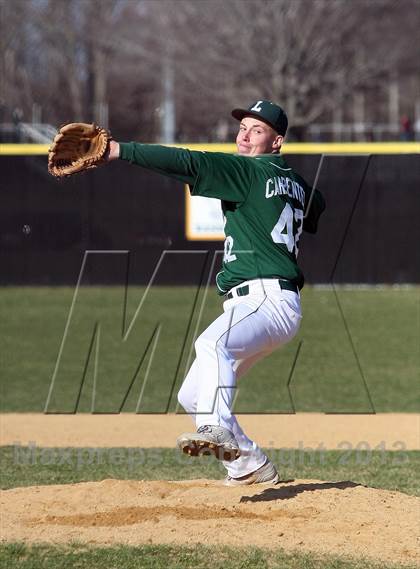 Thumbnail 2 in Lindenhurst @ Sachem North photogallery.