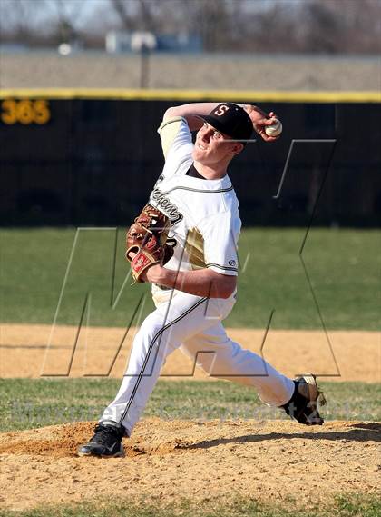 Thumbnail 1 in Lindenhurst @ Sachem North photogallery.