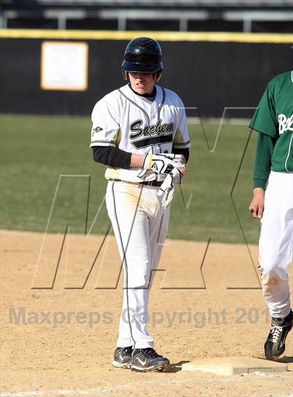 Thumbnail 1 in Lindenhurst @ Sachem North photogallery.