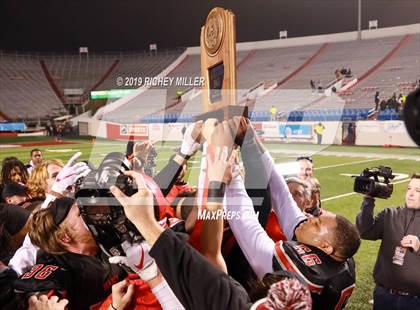 Thumbnail 2 in Searcy vs. Benton (AAA 6A Final) photogallery.