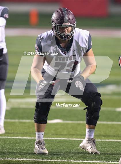 Thumbnail 1 in Searcy vs. Benton (AAA 6A Final) photogallery.