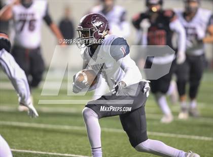 Thumbnail 1 in Searcy vs. Benton (AAA 6A Final) photogallery.