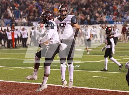 Thumbnail 1 in Searcy vs. Benton (AAA 6A Final) photogallery.
