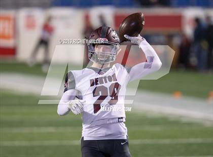 Thumbnail 1 in Searcy vs. Benton (AAA 6A Final) photogallery.