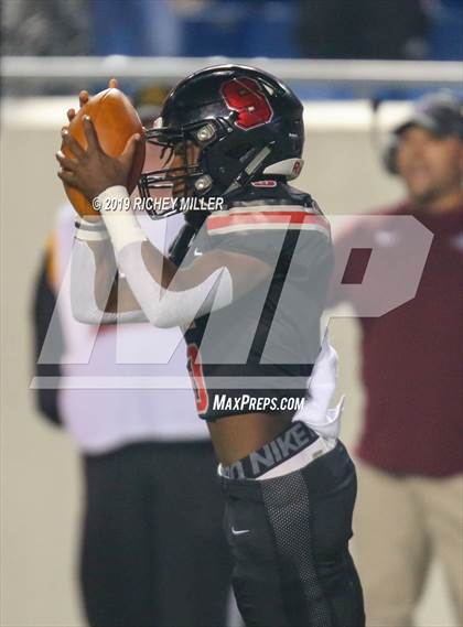 Thumbnail 3 in Searcy vs. Benton (AAA 6A Final) photogallery.