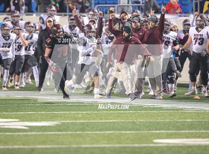 Thumbnail 2 in Searcy vs. Benton (AAA 6A Final) photogallery.