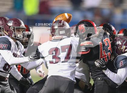 Thumbnail 3 in Searcy vs. Benton (AAA 6A Final) photogallery.