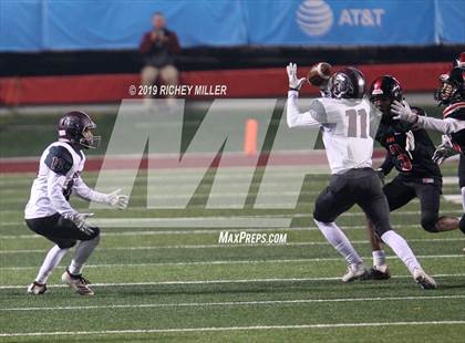 Thumbnail 2 in Searcy vs. Benton (AAA 6A Final) photogallery.