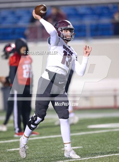 Thumbnail 1 in Searcy vs. Benton (AAA 6A Final) photogallery.