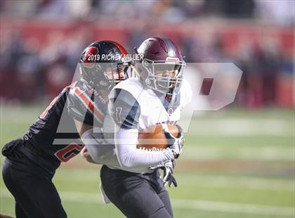 Thumbnail 3 in Searcy vs. Benton (AAA 6A Final) photogallery.