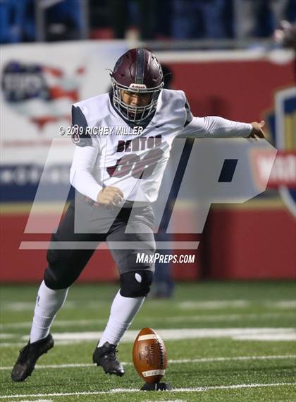 Thumbnail 2 in Searcy vs. Benton (AAA 6A Final) photogallery.