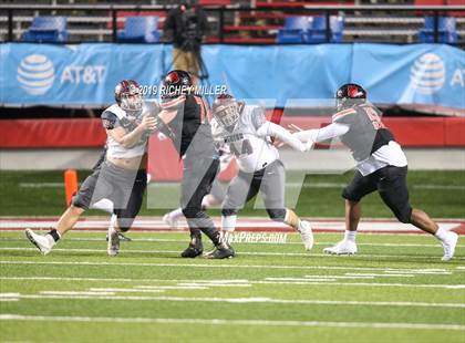 Thumbnail 1 in Searcy vs. Benton (AAA 6A Final) photogallery.