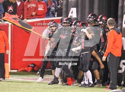Thumbnail 1 in Searcy vs. Benton (AAA 6A Final) photogallery.