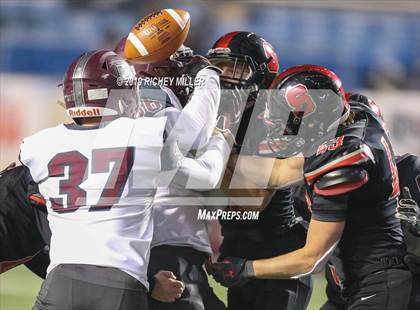 Thumbnail 2 in Searcy vs. Benton (AAA 6A Final) photogallery.