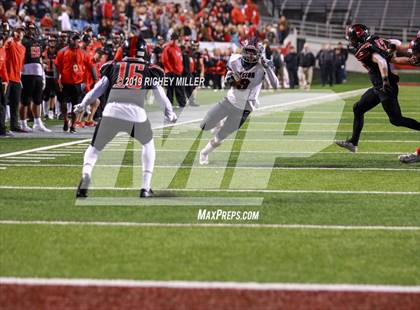 Thumbnail 2 in Searcy vs. Benton (AAA 6A Final) photogallery.