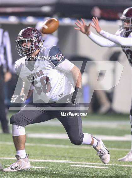 Thumbnail 3 in Searcy vs. Benton (AAA 6A Final) photogallery.
