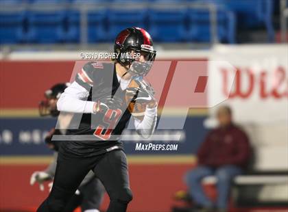 Thumbnail 3 in Searcy vs. Benton (AAA 6A Final) photogallery.