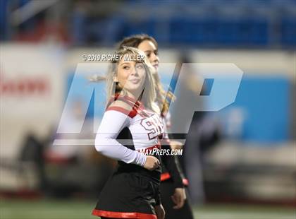 Thumbnail 1 in Searcy vs. Benton (AAA 6A Final) photogallery.