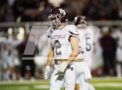 Thumbnail 2 in C.H. Yoe vs Hallettsville (UIL 3A D1 Bi-District Playoff) photogallery.
